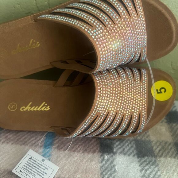 Tan Sandals with Woven Design and Cushioned Sole - Picture 1 of 5